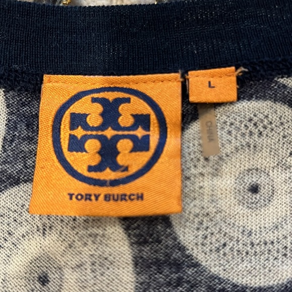 Tory Burch, light weight wool sweater - Picture 6 of 6